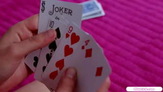 ���ුඩා පියයුරු සුදු හම ඇති සැබෑ hottie ඇගේ නිදන කාමරය.ඔවුන් සිප හා උරා පියයුරු පෙර ඇය licks ඇගේ මුඩු මෝඩයෙක්.ඇය facerides මෙය හුරුබුහුටි බබා දී 69er