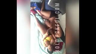 Msagaji stud fingering bbw haraka