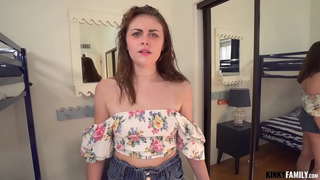 Kinky خاندان میں جا رہا ہوں یہ ایک باقاعدہ معاملہ